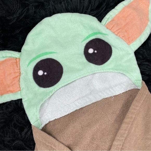 Star Wars Grogu The Child Hooded Bath Towel Wrap - Picture 3 of 6